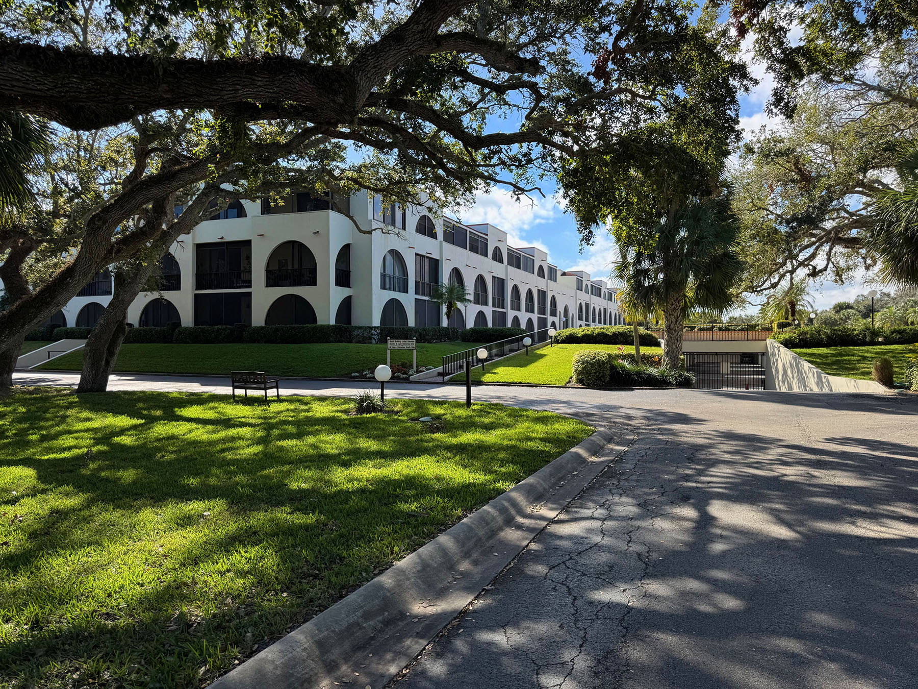 Robles Del Mar Featured Image